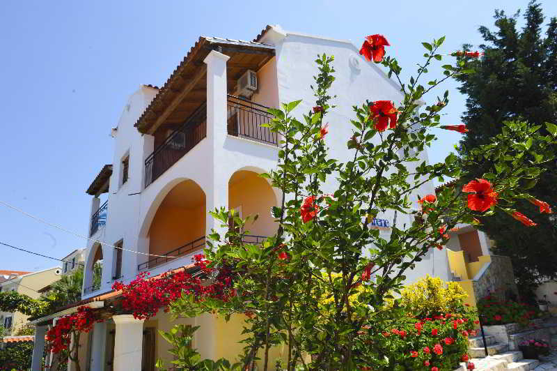 Irene Apartments Acharavi  Exterior foto